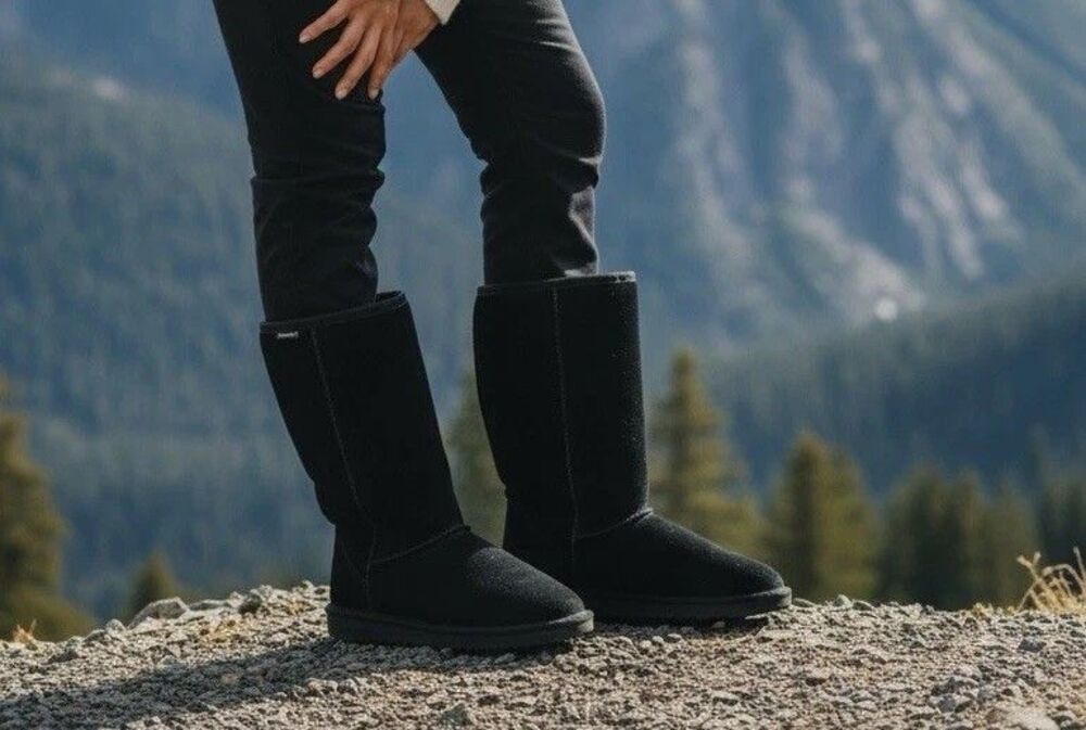 New Bearpaw Emma Short 608W Women's Boots Size 7 Charcoal Grey Black Sheepskin